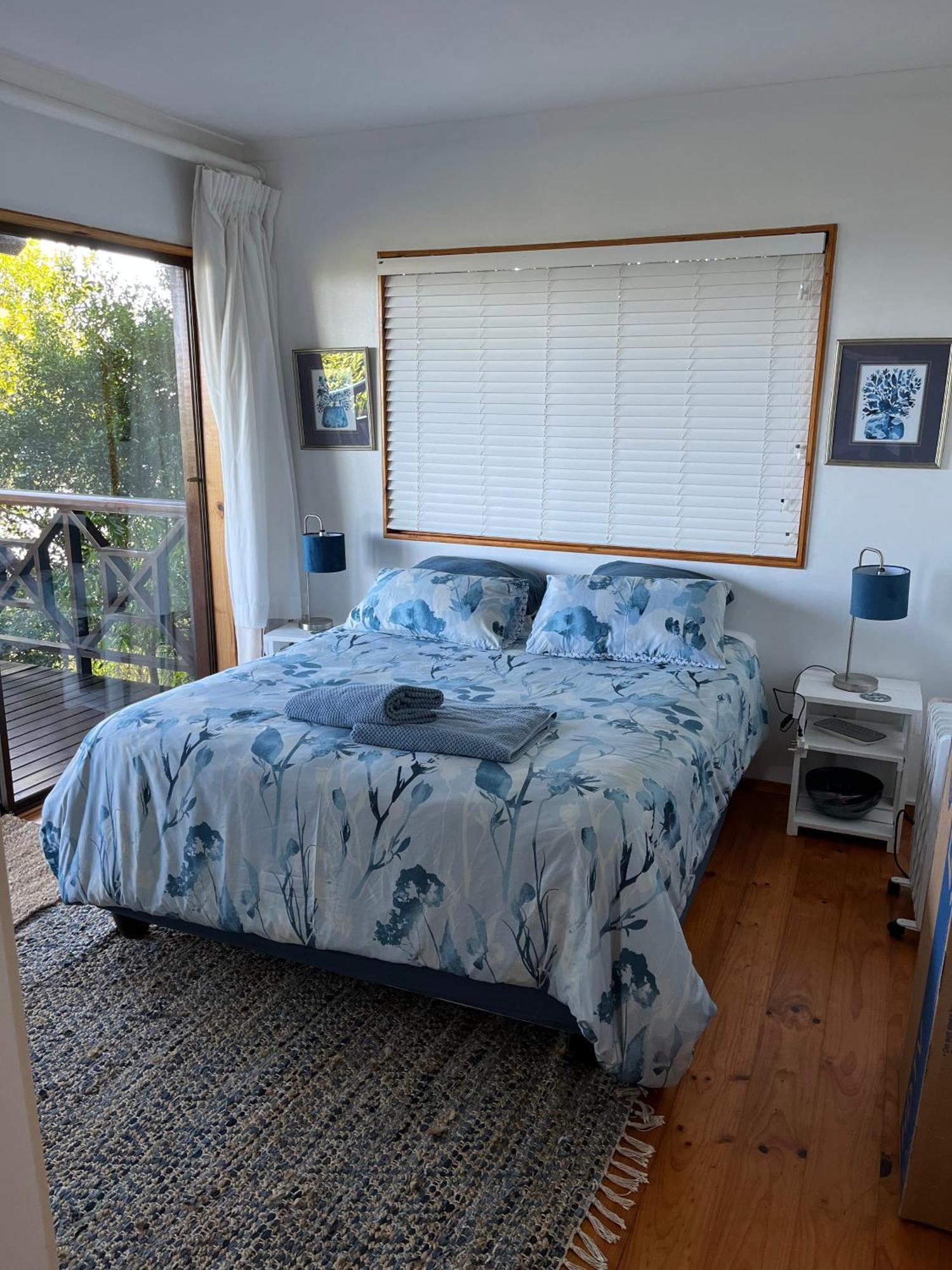 Peaceful Guest Suite With Balcony Views And Garden Setting Брентон-он-Си Экстерьер фото