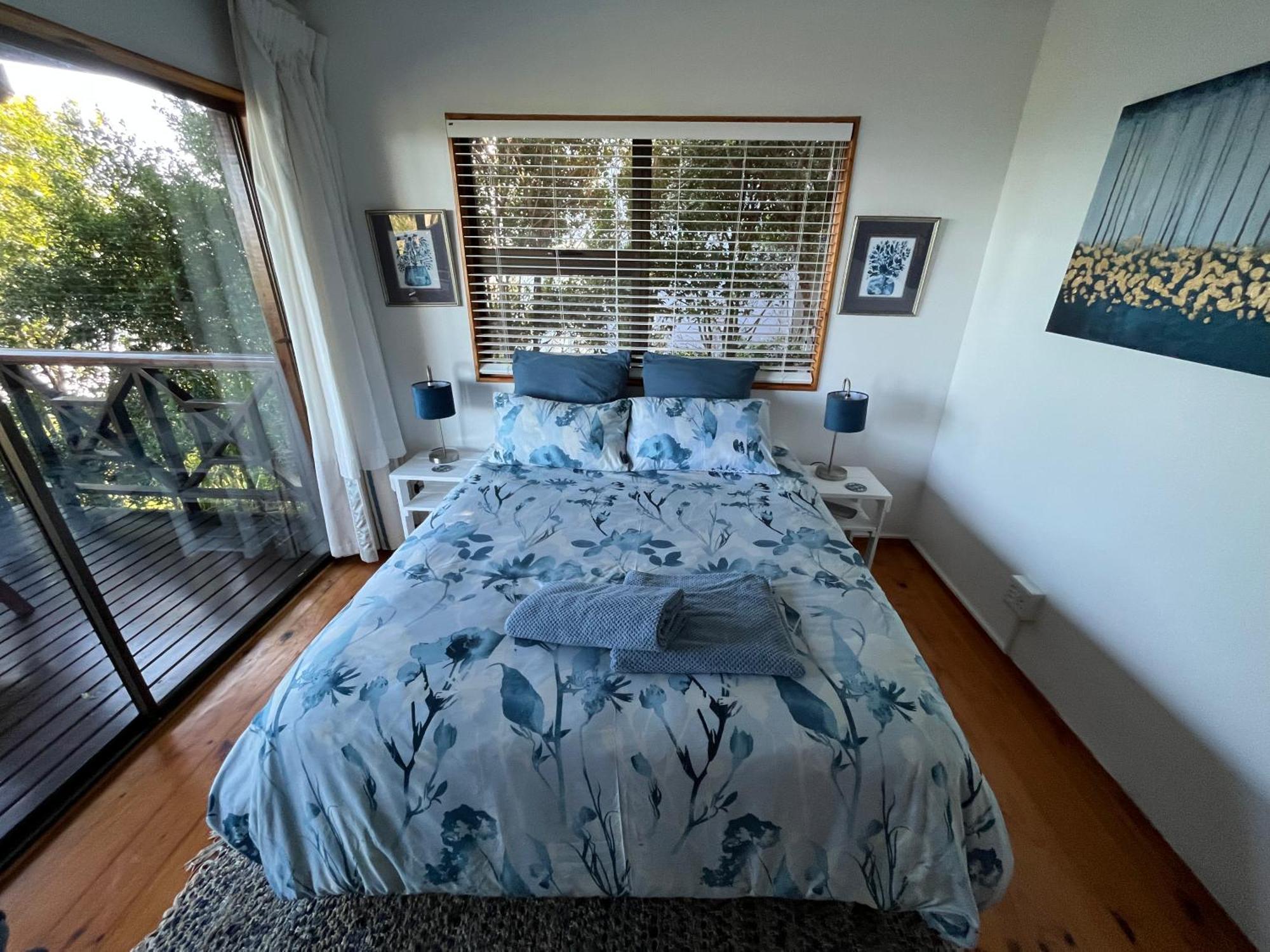 Peaceful Guest Suite With Balcony Views And Garden Setting Брентон-он-Си Экстерьер фото